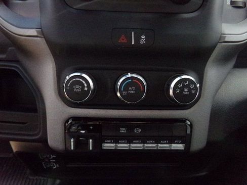 Used 2024 RAM 5500 Tradesman image 17