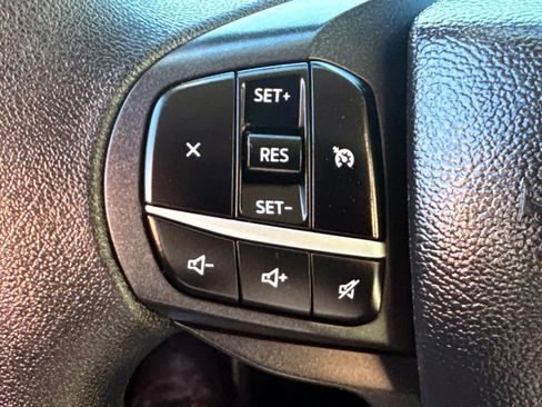 Used 2022 Ford Explorer 4WD image 18