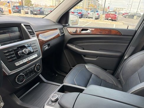 Used 2013 Mercedes-Benz ML 350 4MATIC image 24