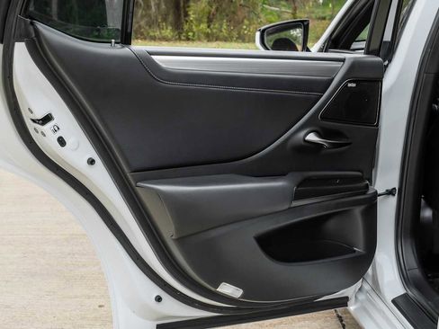 Used 2019 Lexus ES 350 F Sport image 46