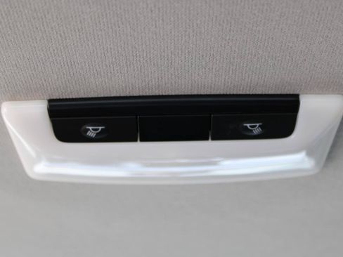 Used 2023 Nissan Sentra SR FWD image 42