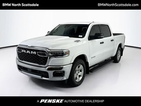 Used 2025 RAM 1500 Big Horn AWD/4WD image 1