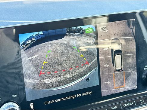 Used 2024 Mitsubishi Outlander SE Black Edition image 33