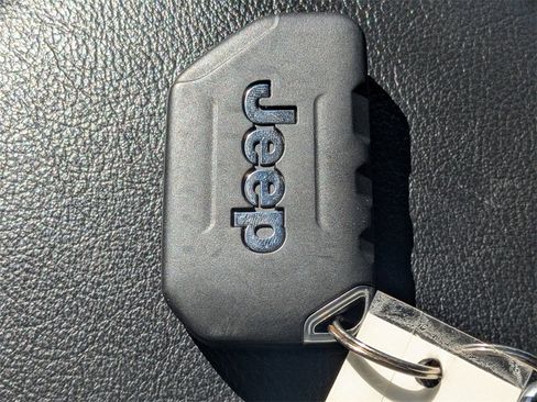 Used 2020 Jeep Wrangler Unlimited Sport image 28