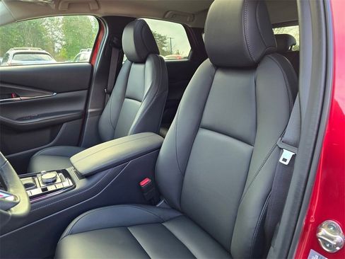 Used 2025 MAZDA CX-30 AWD 2.5 S w/ Preferred Package image 23