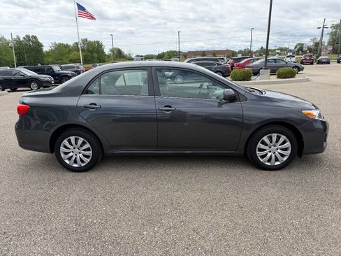 Used 2013 Toyota Corolla LE FWD image 6