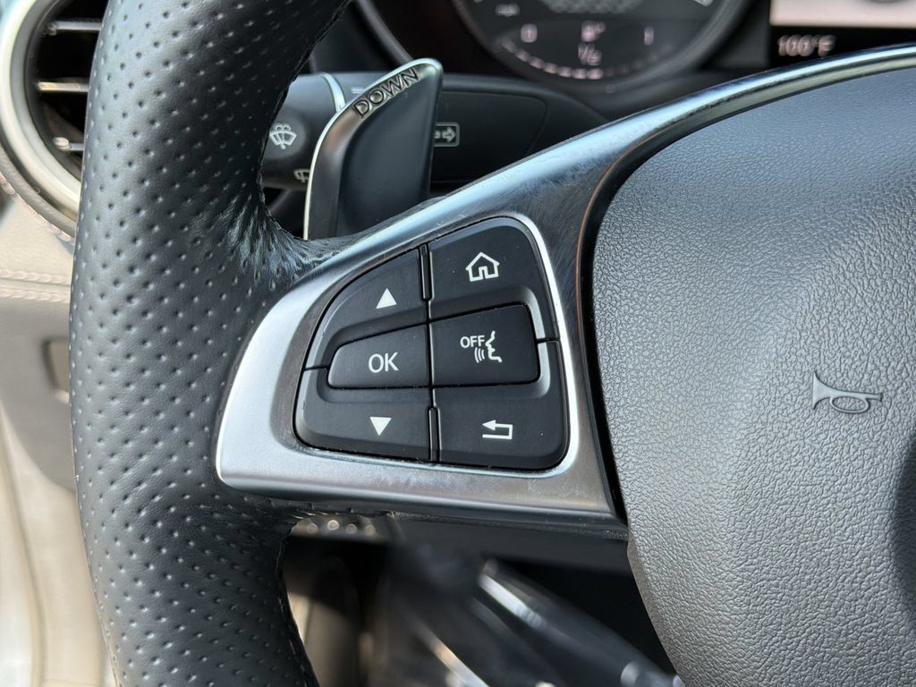 Used 2018 Mercedes-Benz AMG GT Roadster image 22