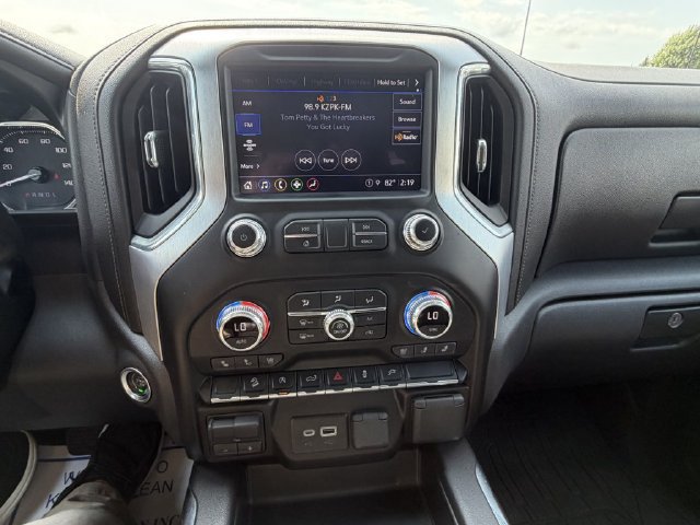 Used 2021 GMC Sierra 1500 SLT w/ SLT Premium Package AWD/4WD image 20
