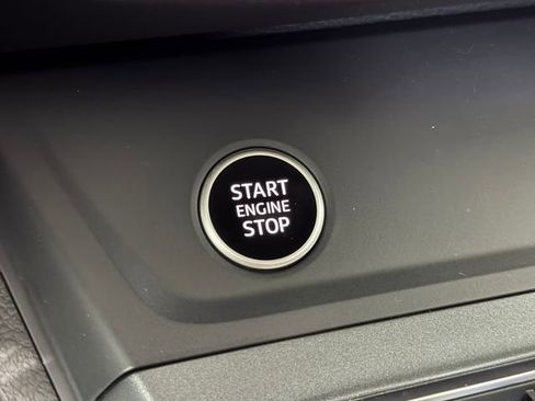 Used 2025 Audi Q3 2.0T Premium Plus image 25