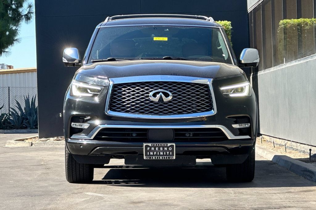 Used 2022 INFINITI QX80 Sensory w/ Cargo Package AWD/4WD image 9