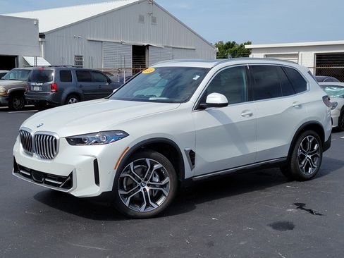 Used 2026 BMW X5 sDrive40i RWD image 1
