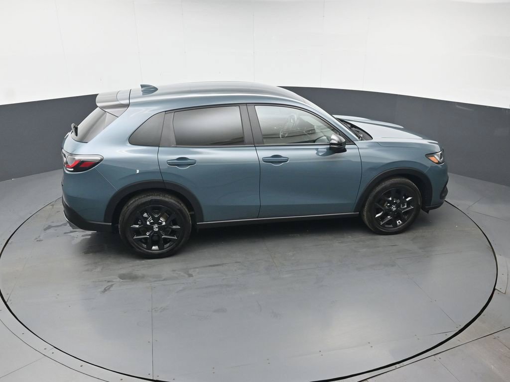 Certified 2025 Honda HR-V Sport image 38