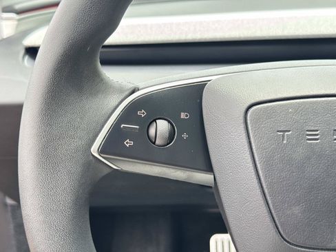 Used 2025 Tesla Model 3 Long Range RWD image 16