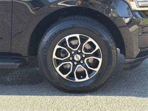 Used 2024 Ford Expedition Max XLT image 46