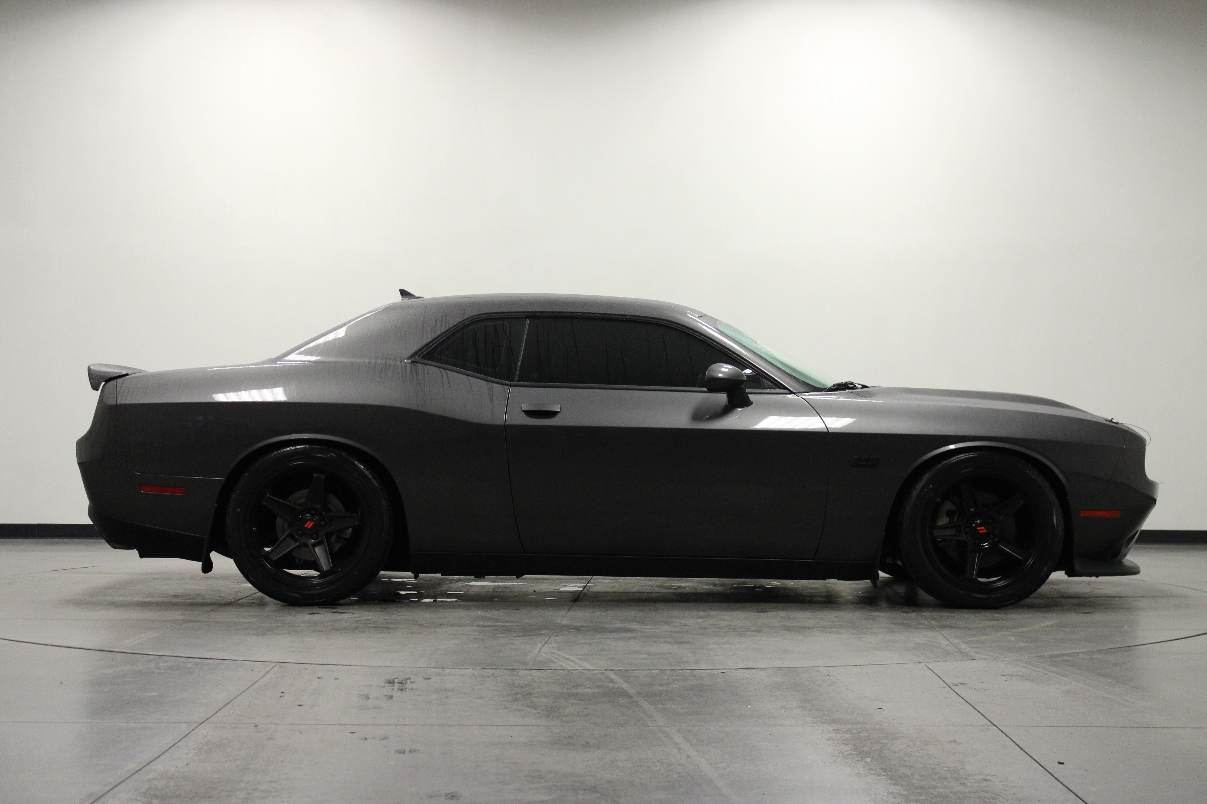 Used 2023 Dodge Challenger R/T w/ Blacktop Package RWD image 3