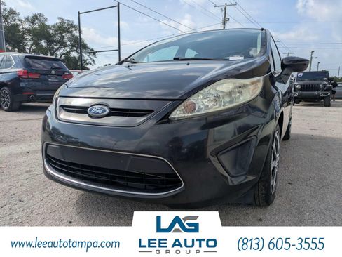 Used 2012 Ford Fiesta SE FWD image 7