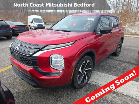 Used 2022 Mitsubishi Outlander ES image 1