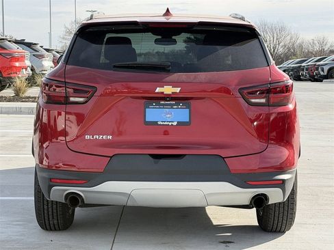 Certified 2024 Chevrolet Blazer LT w/ Convenience Package image 5