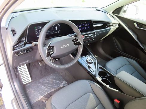 New 2024 Kia Niro Wave image 21