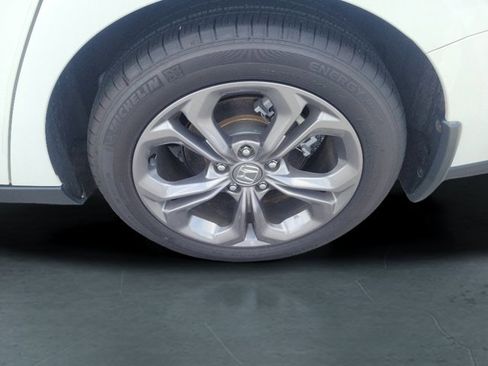 Used 2024 Honda Accord EX image 10