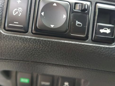 Used 2013 Nissan Sentra SV image 10