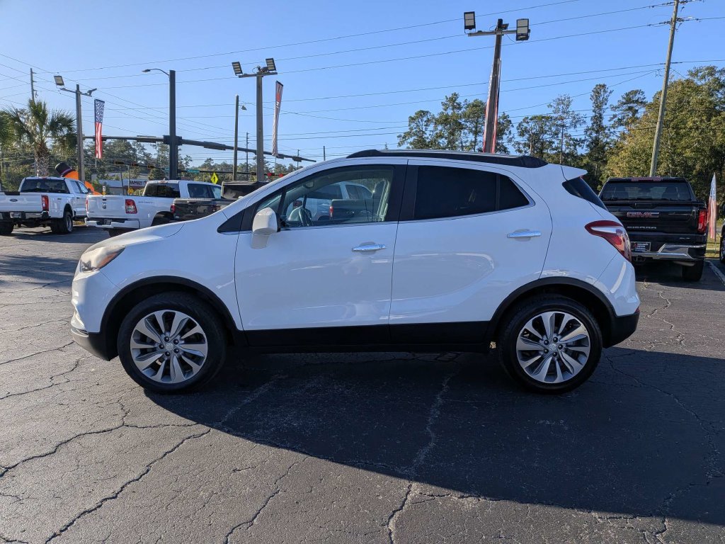 Used 2020 Buick Encore Preferred AWD/4WD image 7