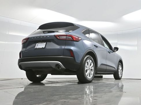 Used 2025 Ford Escape Active image 7