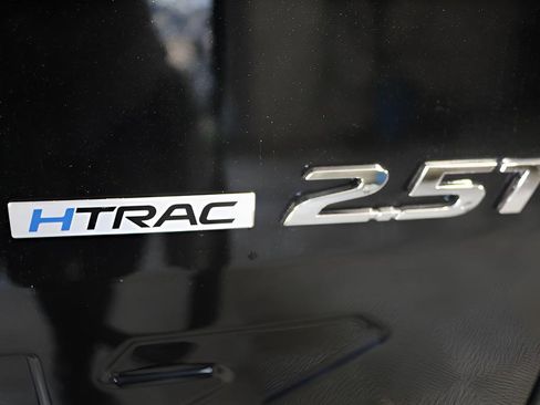 New 2025 Hyundai Santa Cruz Limited image 9