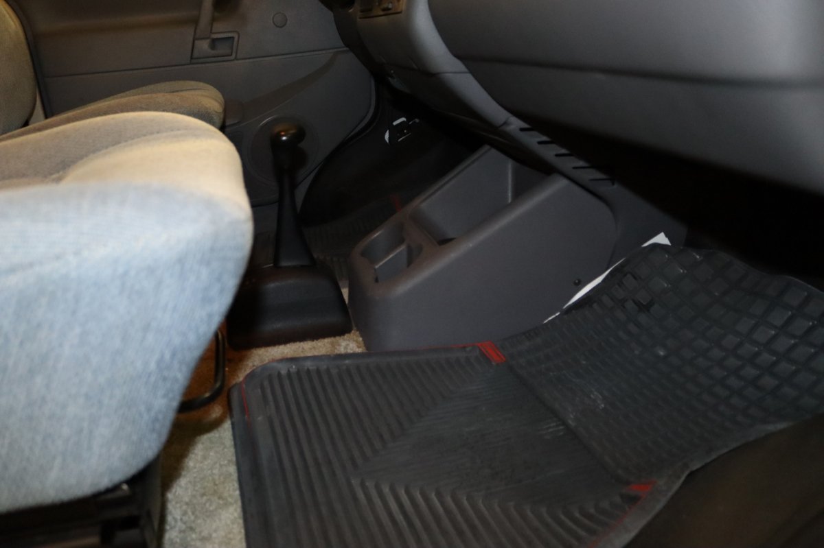 Used 2002 Volkswagen Eurovan FWD image 19