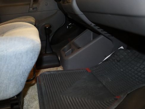Used 2002 Volkswagen Eurovan FWD image 19
