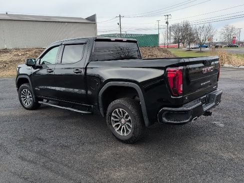 Used 2022 GMC Sierra 1500 AT4 AWD/4WD image 4