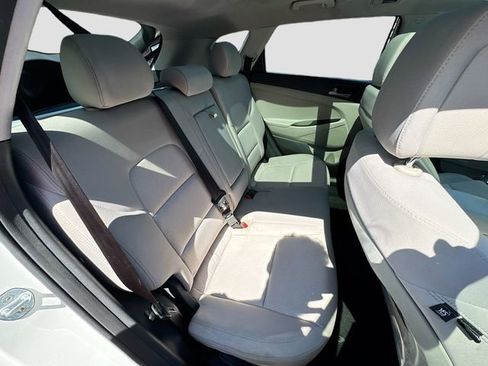 Used 2018 Hyundai Tucson Value w/ Cargo Package image 29