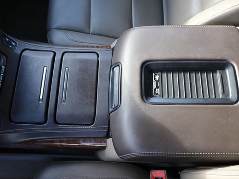 Used 2017 Chevrolet Tahoe Premier image 16