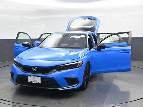 Used 2024 Honda Civic Sport image 39