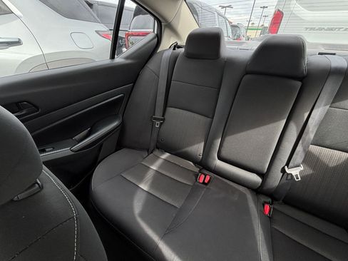 Used 2025 Nissan Altima 2.5 SV image 41