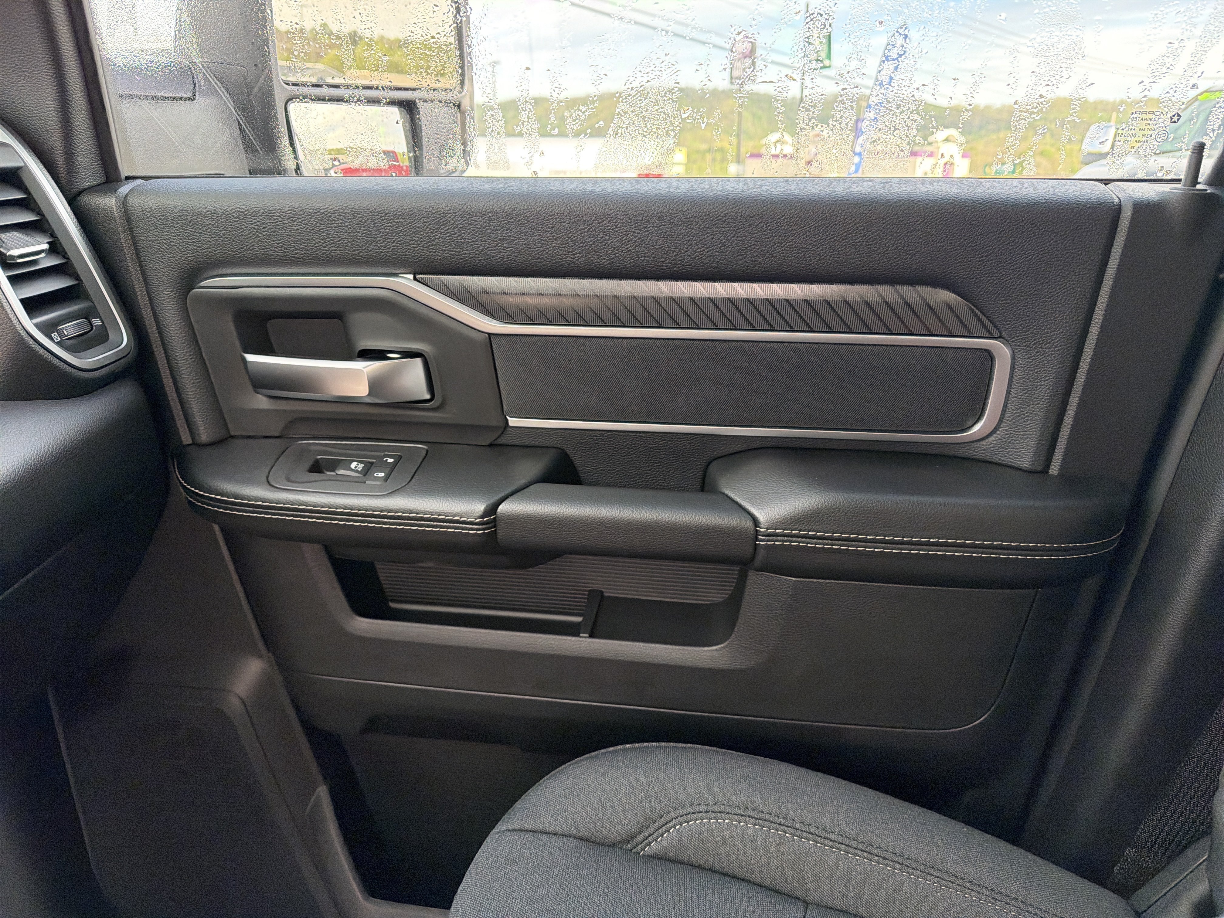 New 2026 RAM 2500 Big Horn AWD/4WD image 25