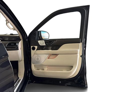 Used 2022 Lincoln Navigator L Black Label image 25