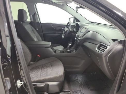 Used 2022 Chevrolet Equinox LT FWD image 13