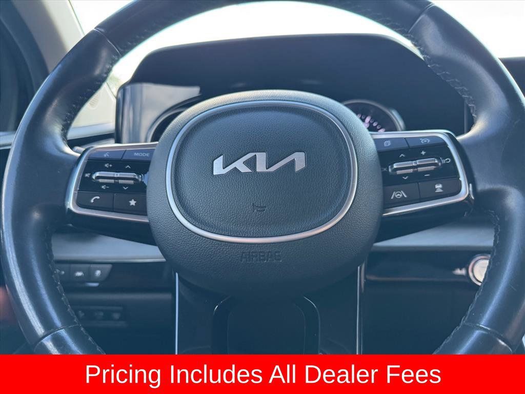 Used 2022 Kia Carnival SX FWD image 19