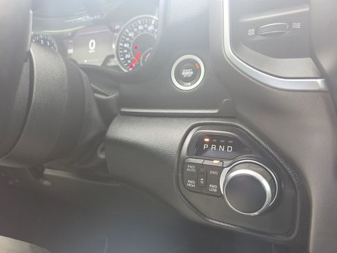 Used 2019 RAM 1500 Big Horn AWD/4WD image 28