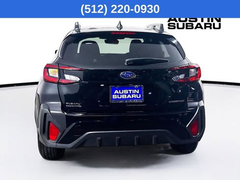 Used 2025 Subaru Crosstrek 2.0i Premium image 7