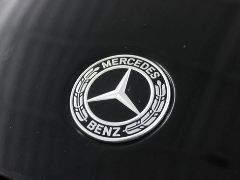 Used 2023 Mercedes-Benz GLB 250 image 38