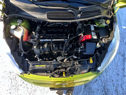 Used 2011 Ford Fiesta SE w/ 201A Rapid Spec Order Code image 27