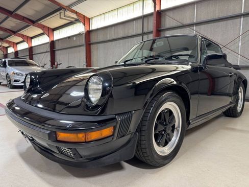 Used 1987 Porsche 911 Carrera RWD image 24