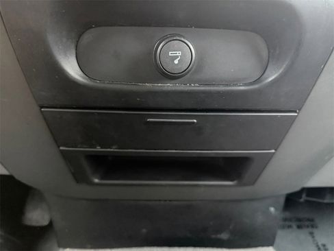Used 2005 Ford F150 FX4 image 25