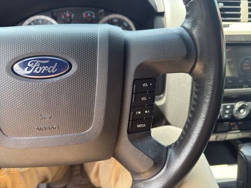 Used 2012 Ford Escape XLT AWD/4WD image 18