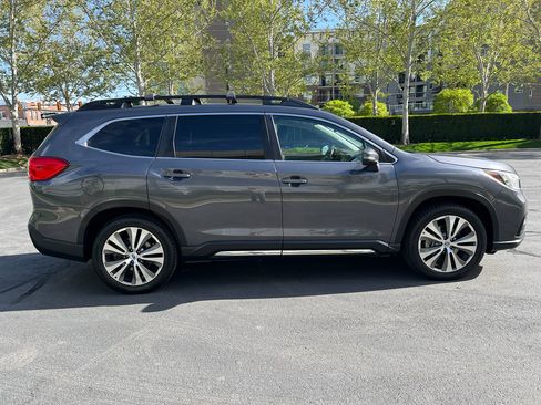 Used 2020 Subaru Ascent Limited w/ Technology Package AWD/4WD image 6