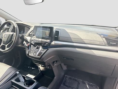 Certified 2023 Honda Odyssey Elite image 32