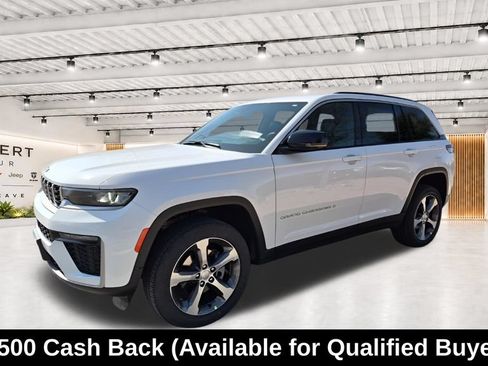 New 2026 Jeep Grand Cherokee Limited RWD image 3