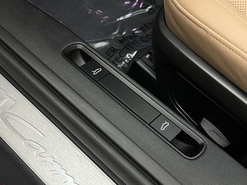 Used 2024 Porsche 911 Carrera S image 30